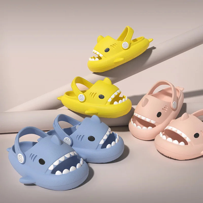 2024 Summer New Kids Toddler Baby Outdoor Eva Slippers Cute Flat Heel Children Beach Sandals Cartoon Shark kids Slippers